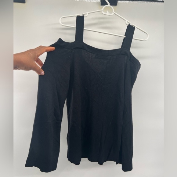 Anthropologie Black Ribbed Open Cold Shoulder Long Sleeve Knit Sweater M buttons - Picture 5 of 10